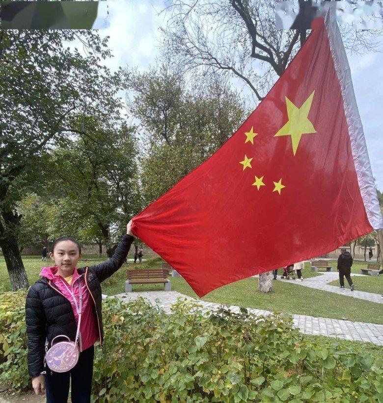 逃出华丽的房子